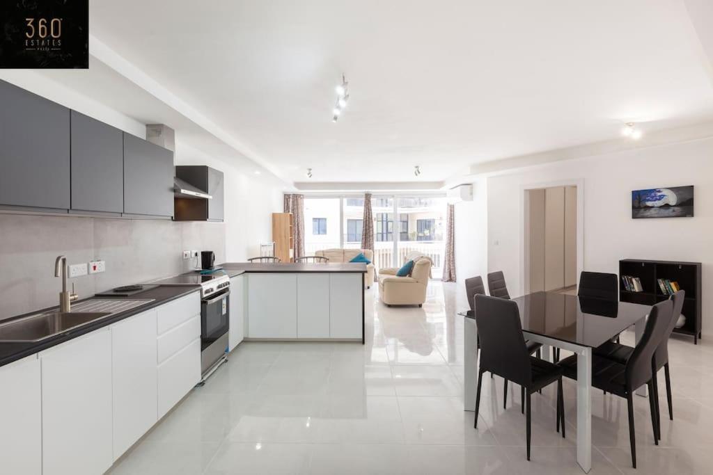 Spacious 2Br Apt In Qawra - Perfect For Families By 360 Estates Сейнт Полс Бей Екстериор снимка