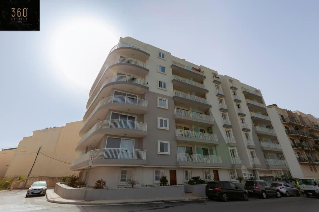 Spacious 2Br Apt In Qawra - Perfect For Families By 360 Estates Сейнт Полс Бей Екстериор снимка